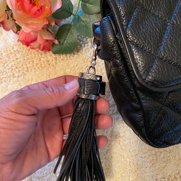 Crossbody - Picture 4 of 8